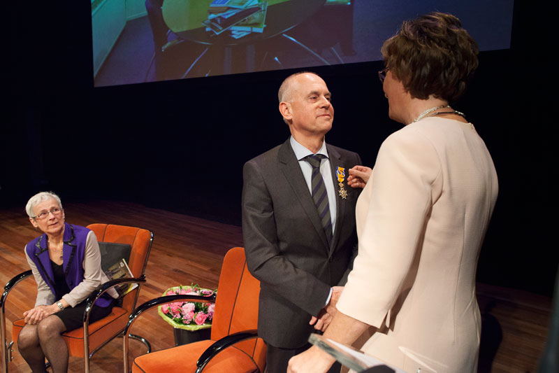 Simon Steen: Officier in de Orde van Oranje-Nassau